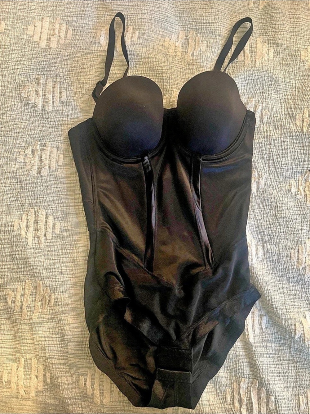 Madenform  Black corset garment